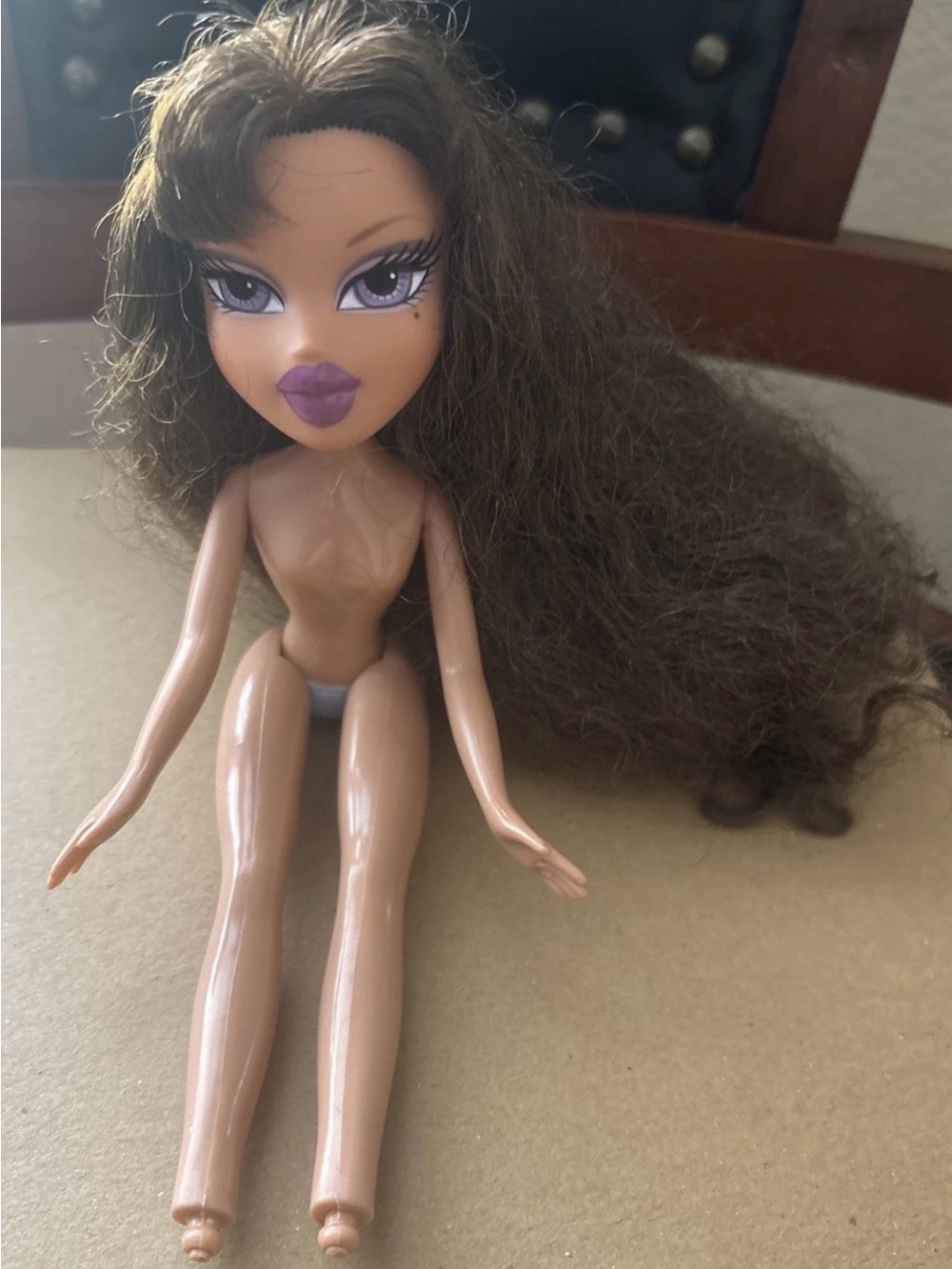 Vintage Princess Yasmin Bratz Doll - Brown Hair, Purple eye